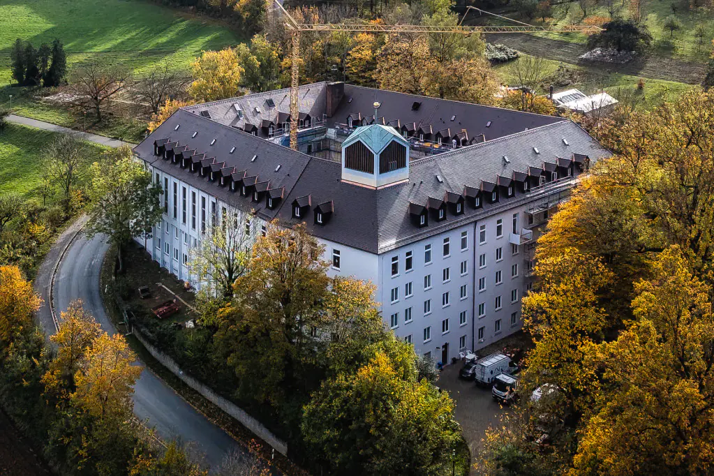 buckel dach + wand referenz dioezesanhaus vierzehnheiligen